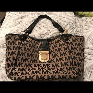 Michael Kors bag